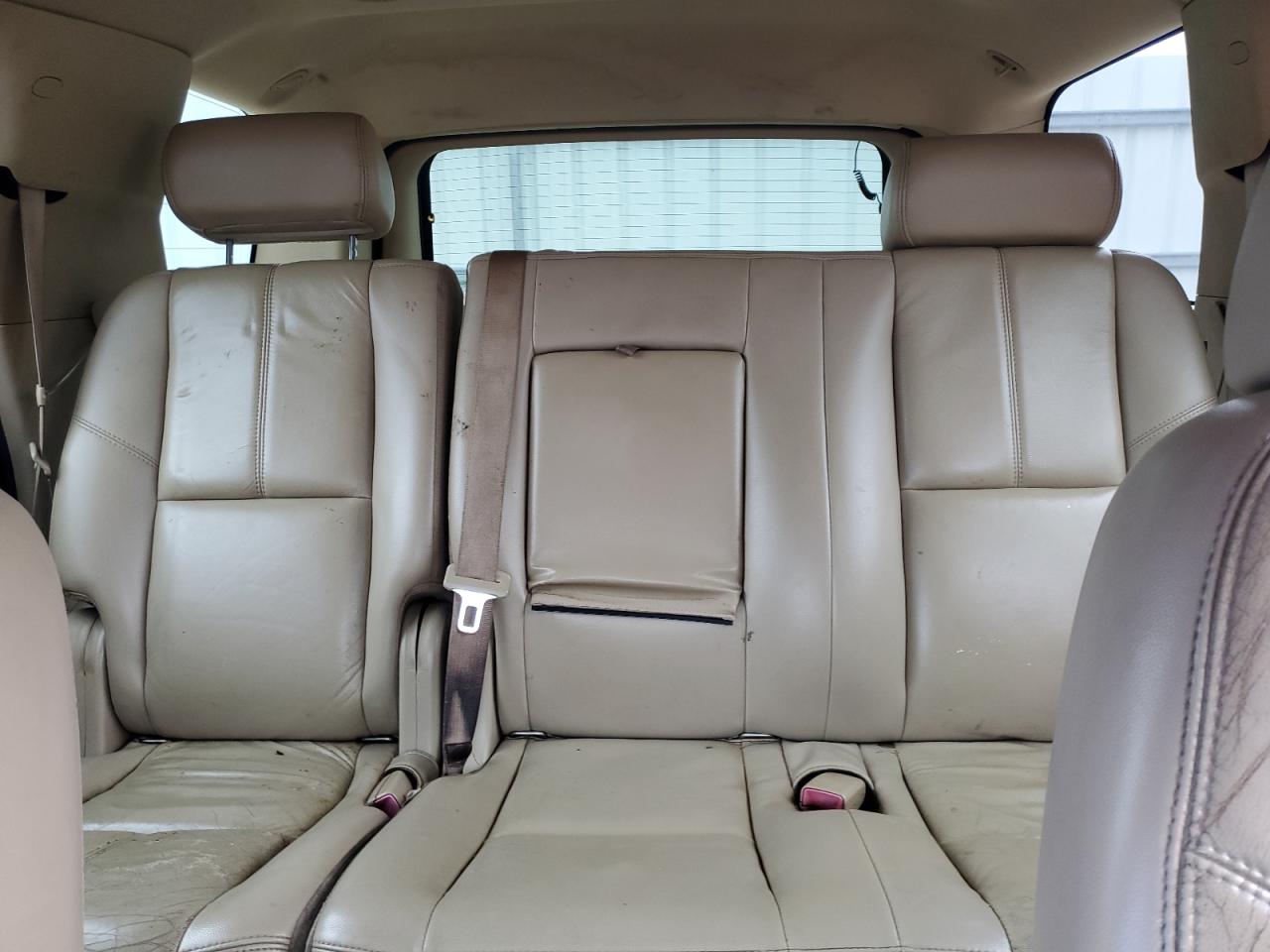 2007 Chevrolet Tahoe - Image 10