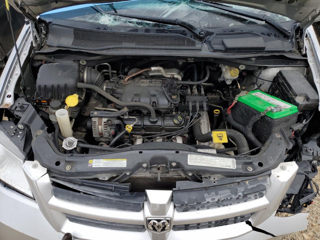 2009 Dodge Caravan - Image 12