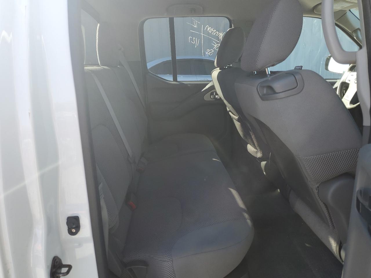 2014 Nissan Navara (Frontier) - Image 10