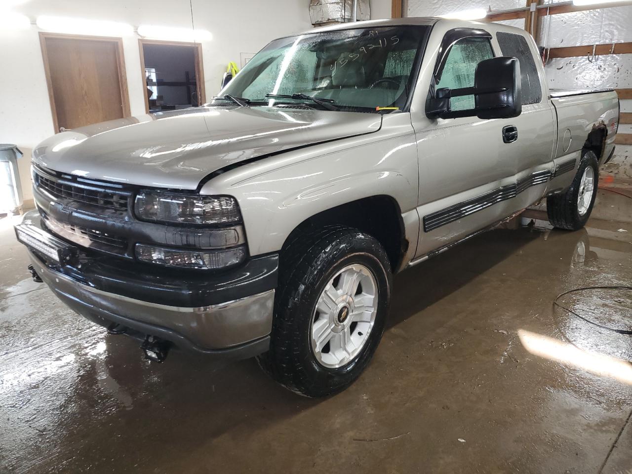 2001 Chevrolet Silverado K1500 for Sale in Pekin, IL - Side