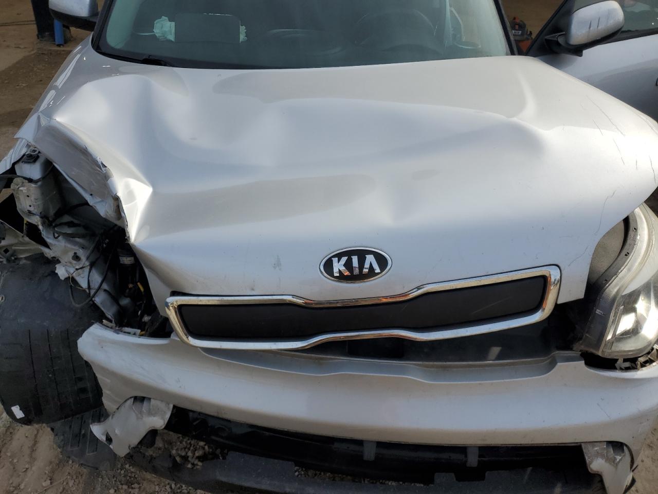 2016 Kia Soul - Image 13