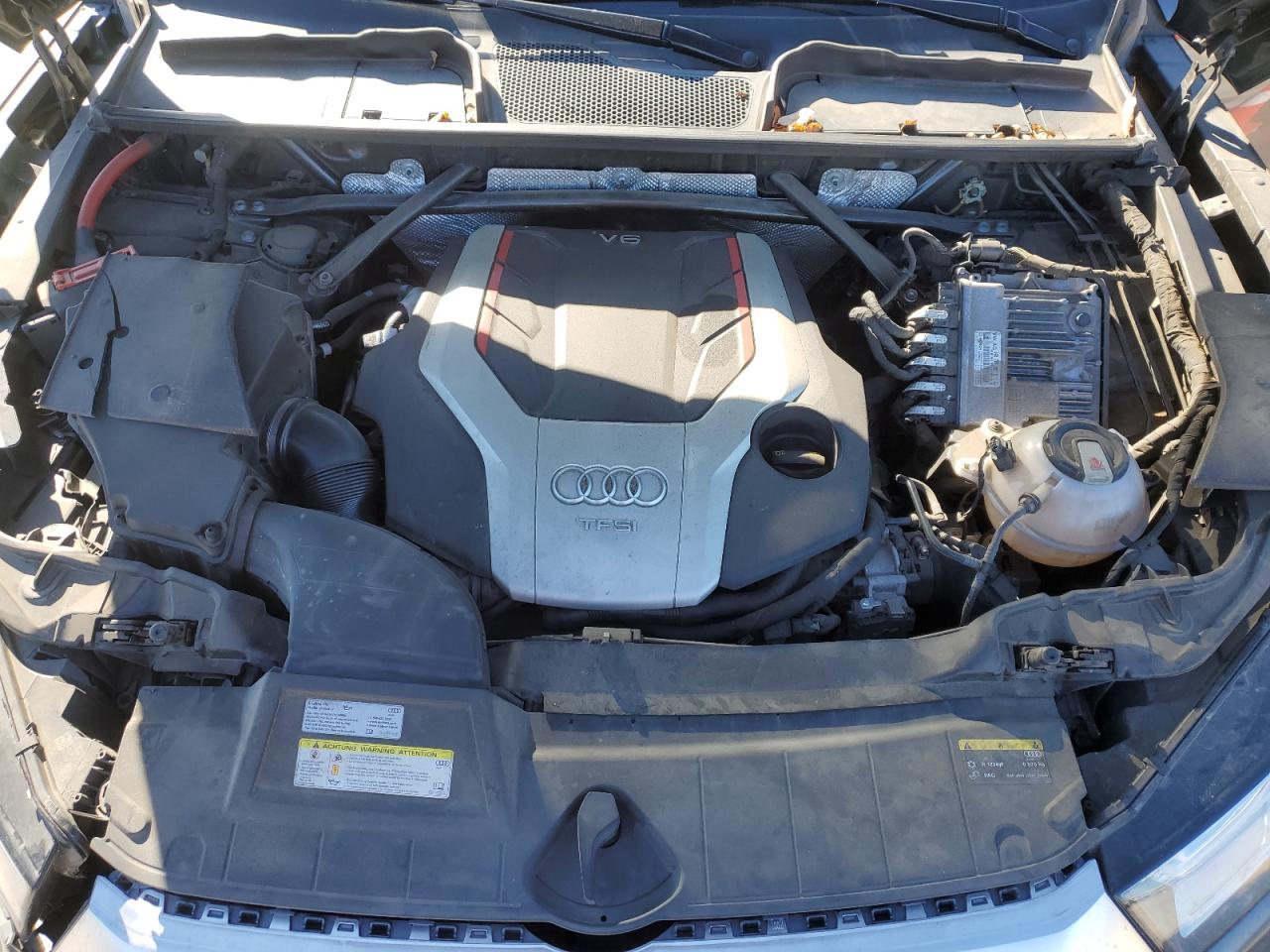 2018 Audi SQ5 - Image 12