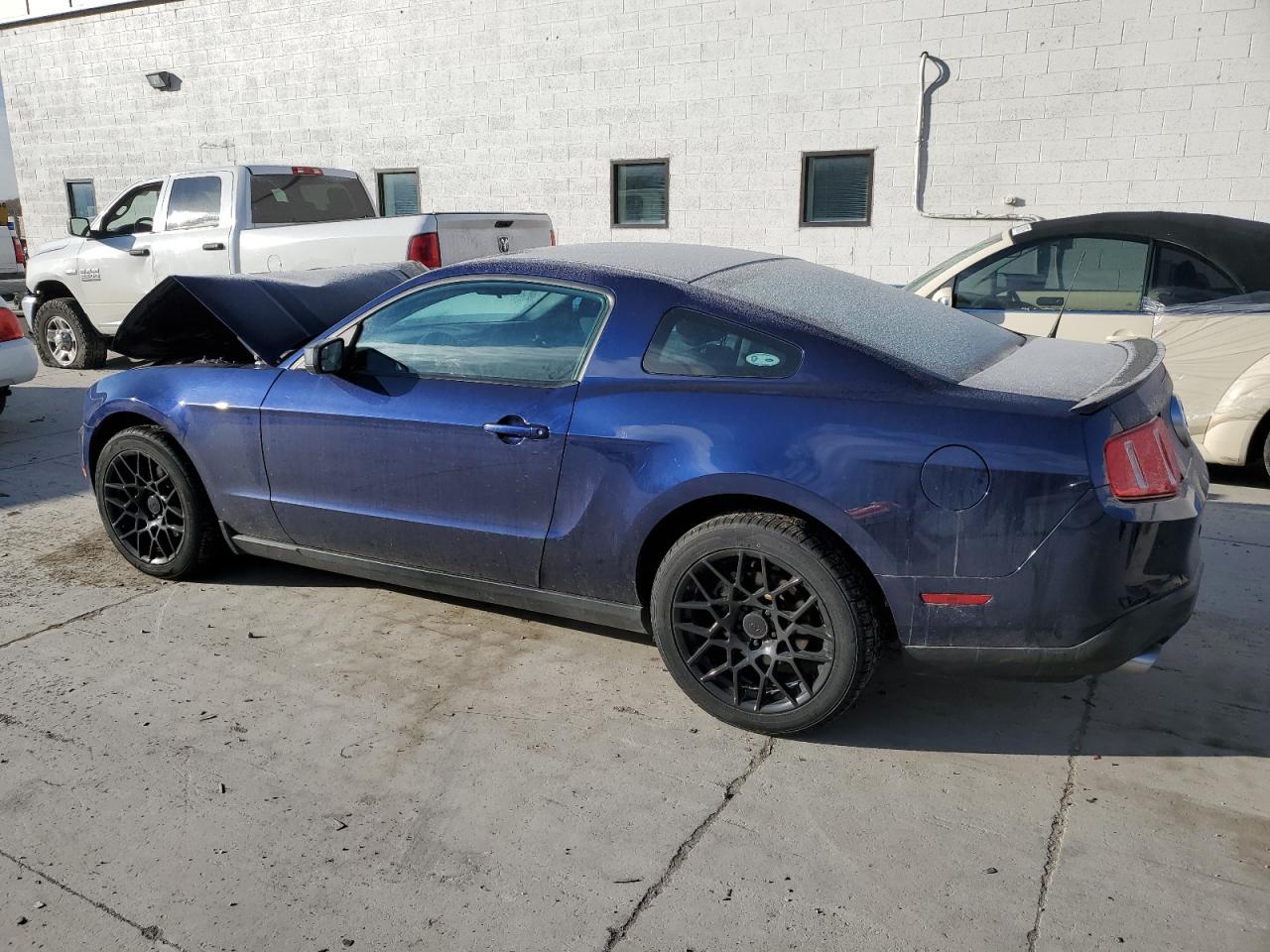 2012 Ford Mustang - Image 2