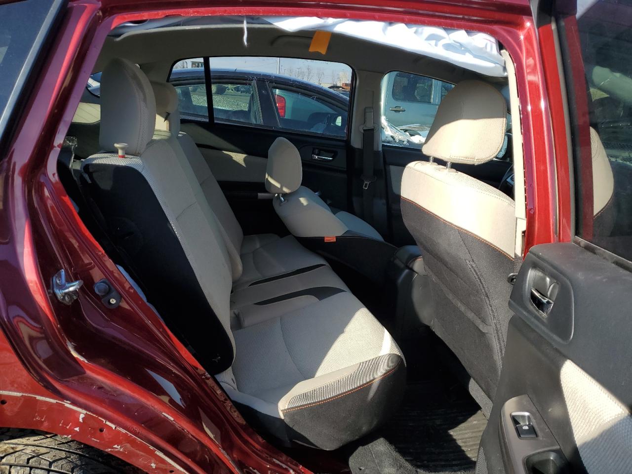 2016 Subaru XV - Image 11