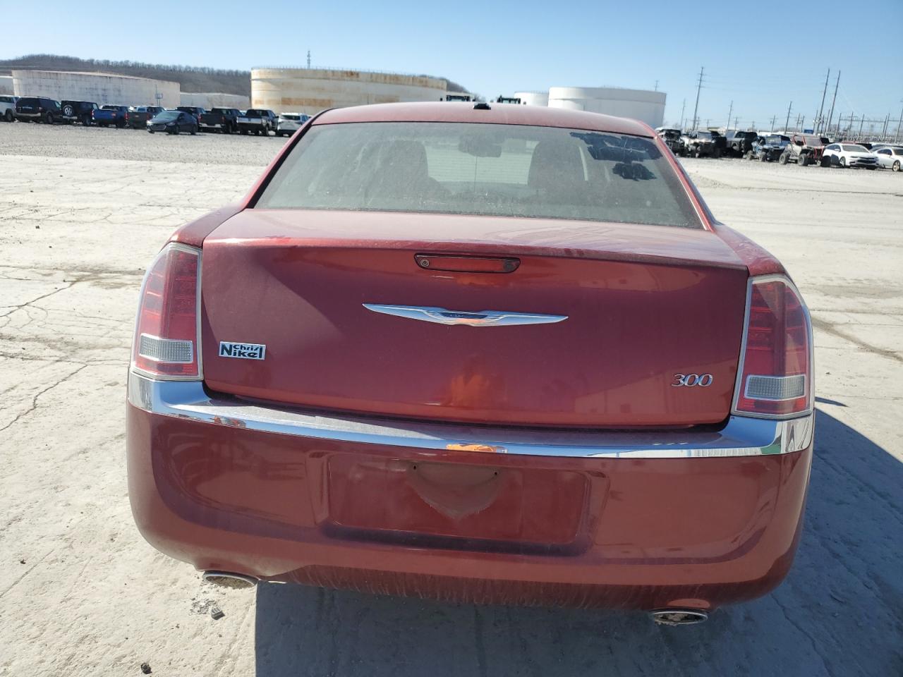 2011 Chrysler 300 - Image 6