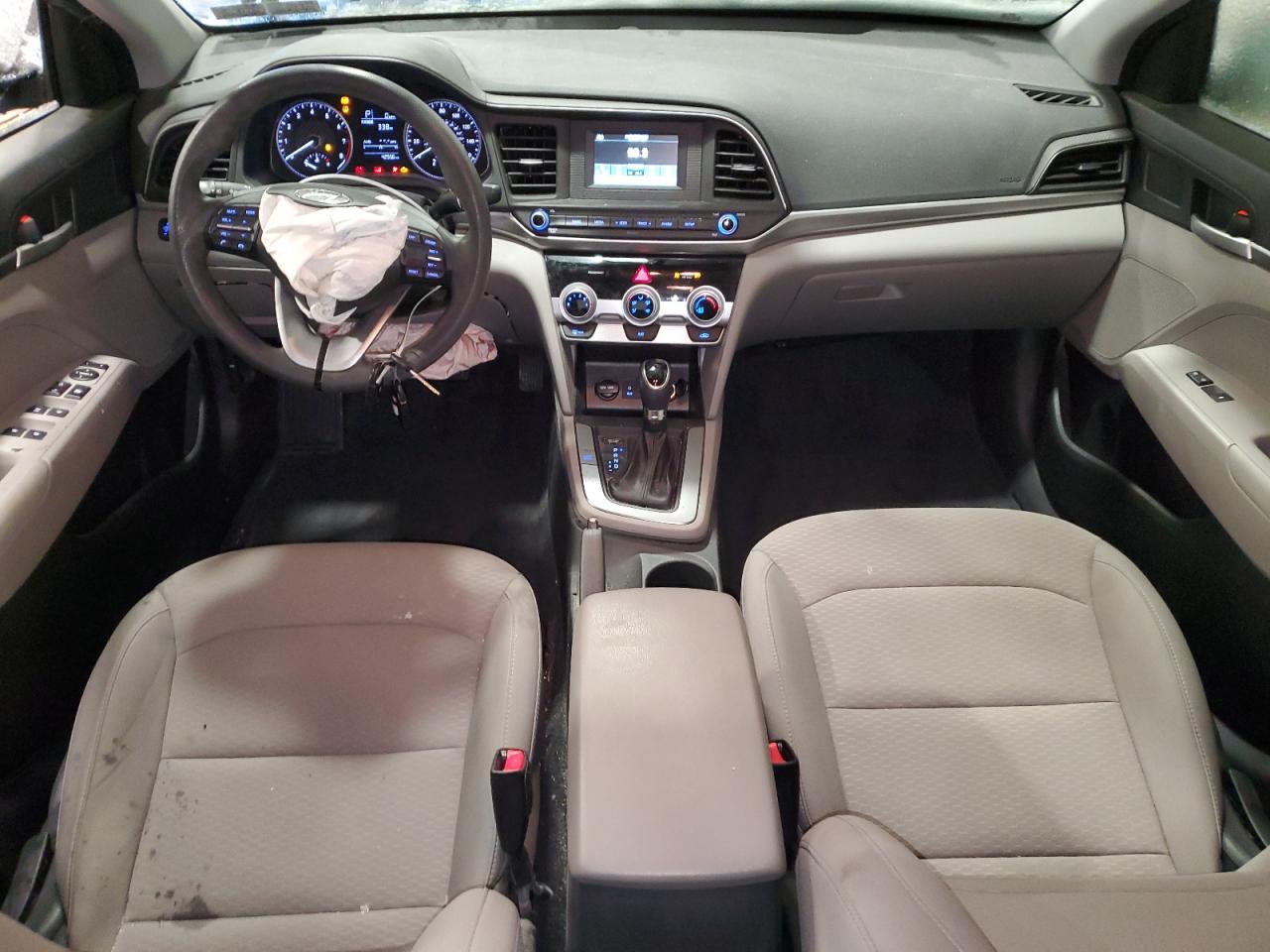 2019 Hyundai Elantra - Image 8