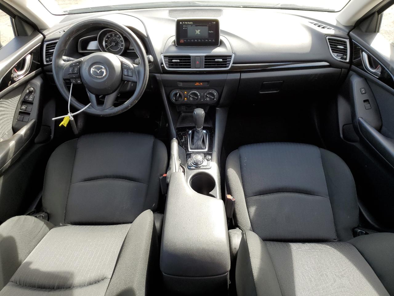 2016 Mazda 3 - Image 8