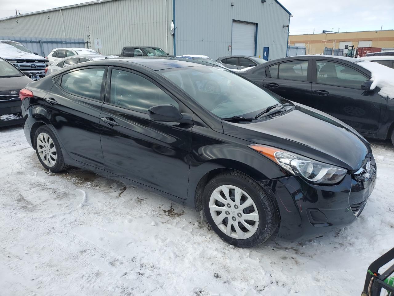 2013 Hyundai Elantra - Image 4