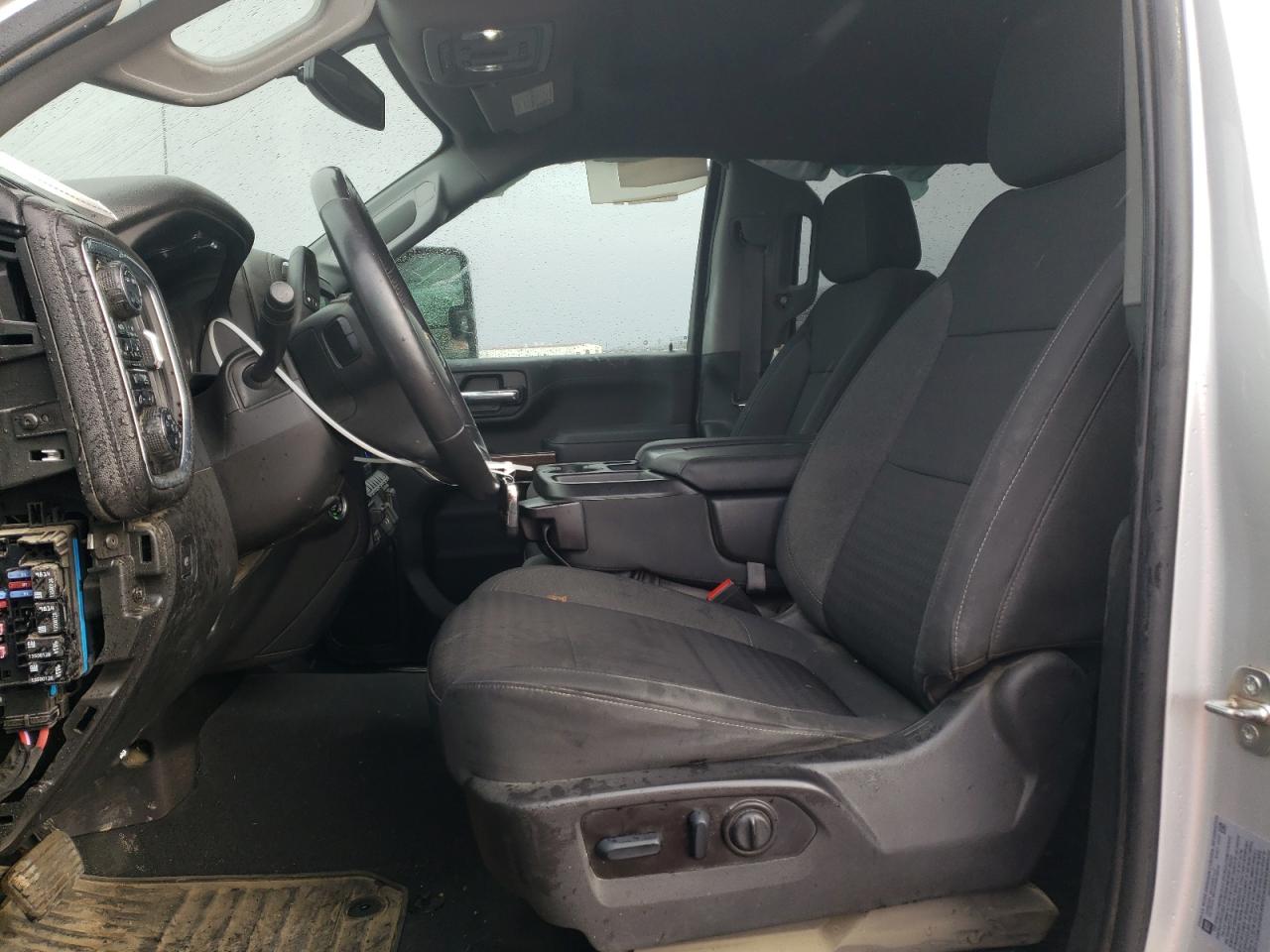 2022 Chevrolet Silverado - Image 7