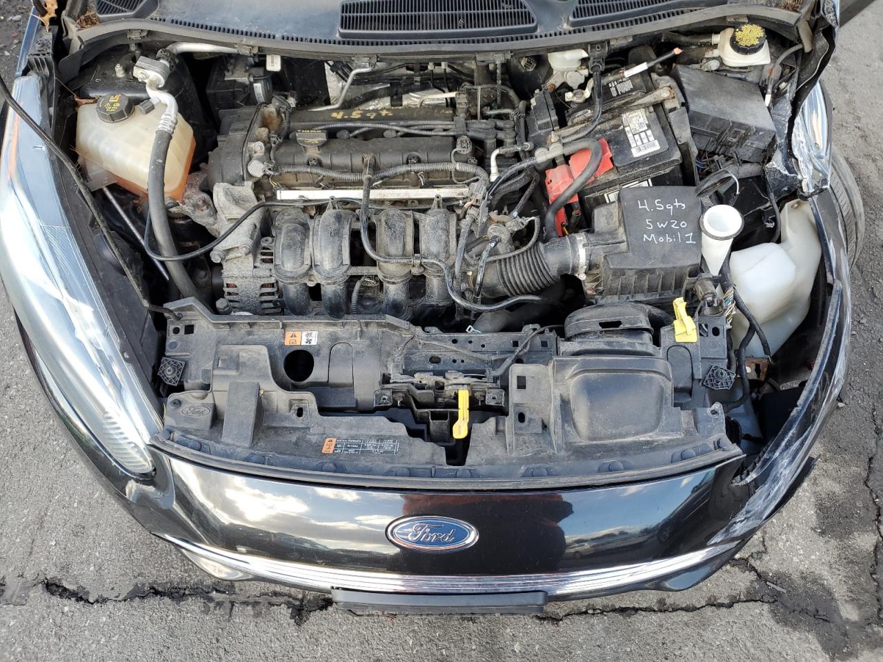 2015 Ford Fiesta - Image 11