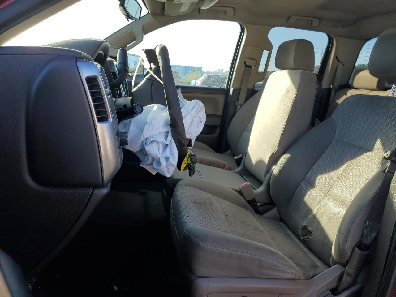 2014 Chevrolet Silverado - Image 7