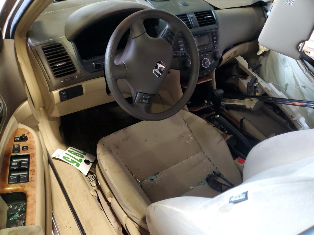 2005 Honda Accord - Image 8