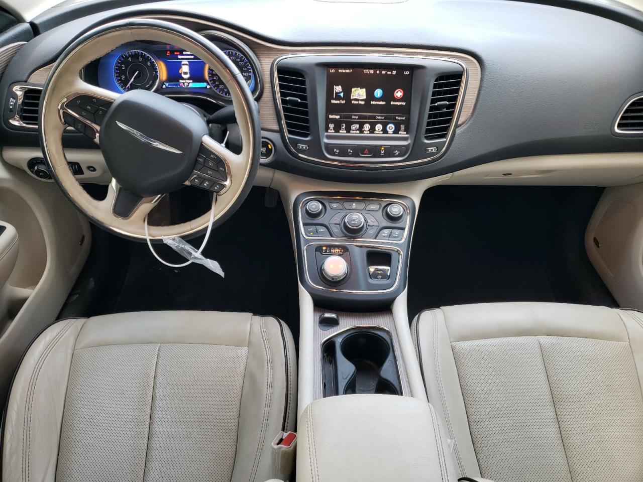 2015 Chrysler 200 - Image 8