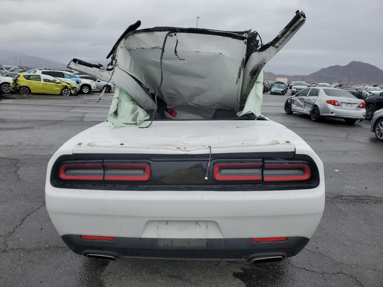 2019 Dodge Challenger - Image 6