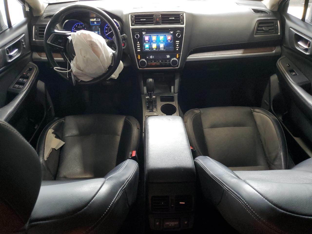 2018 Subaru Outback - Image 8