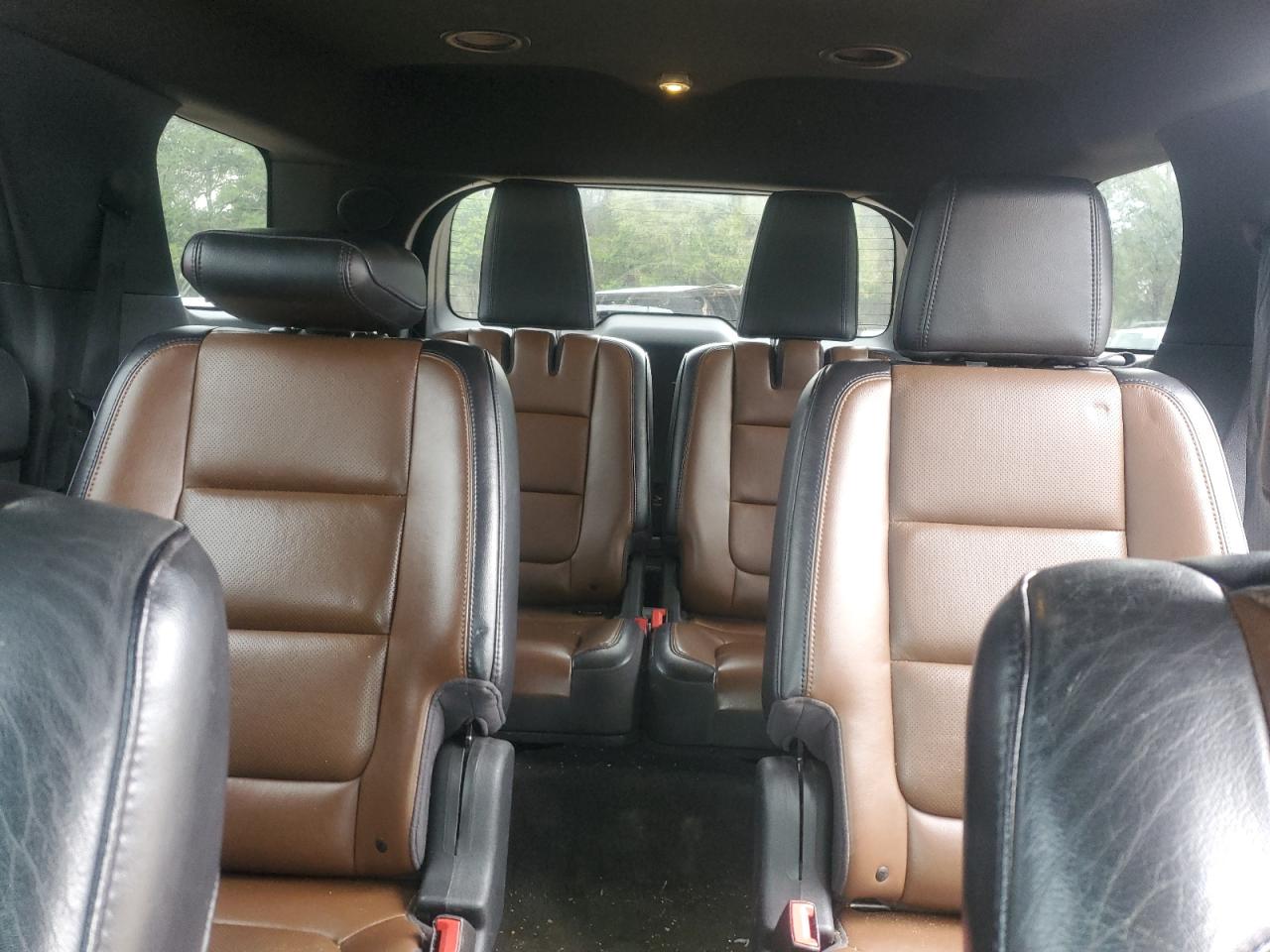 2013 Ford Explorer - Image 10