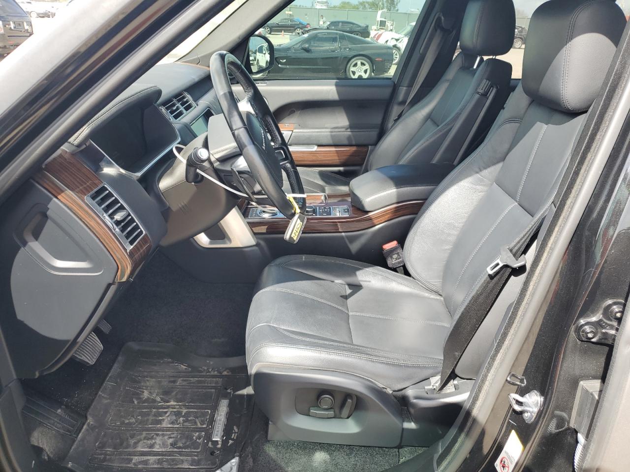 2017 Land Rover Range Rover - Image 7