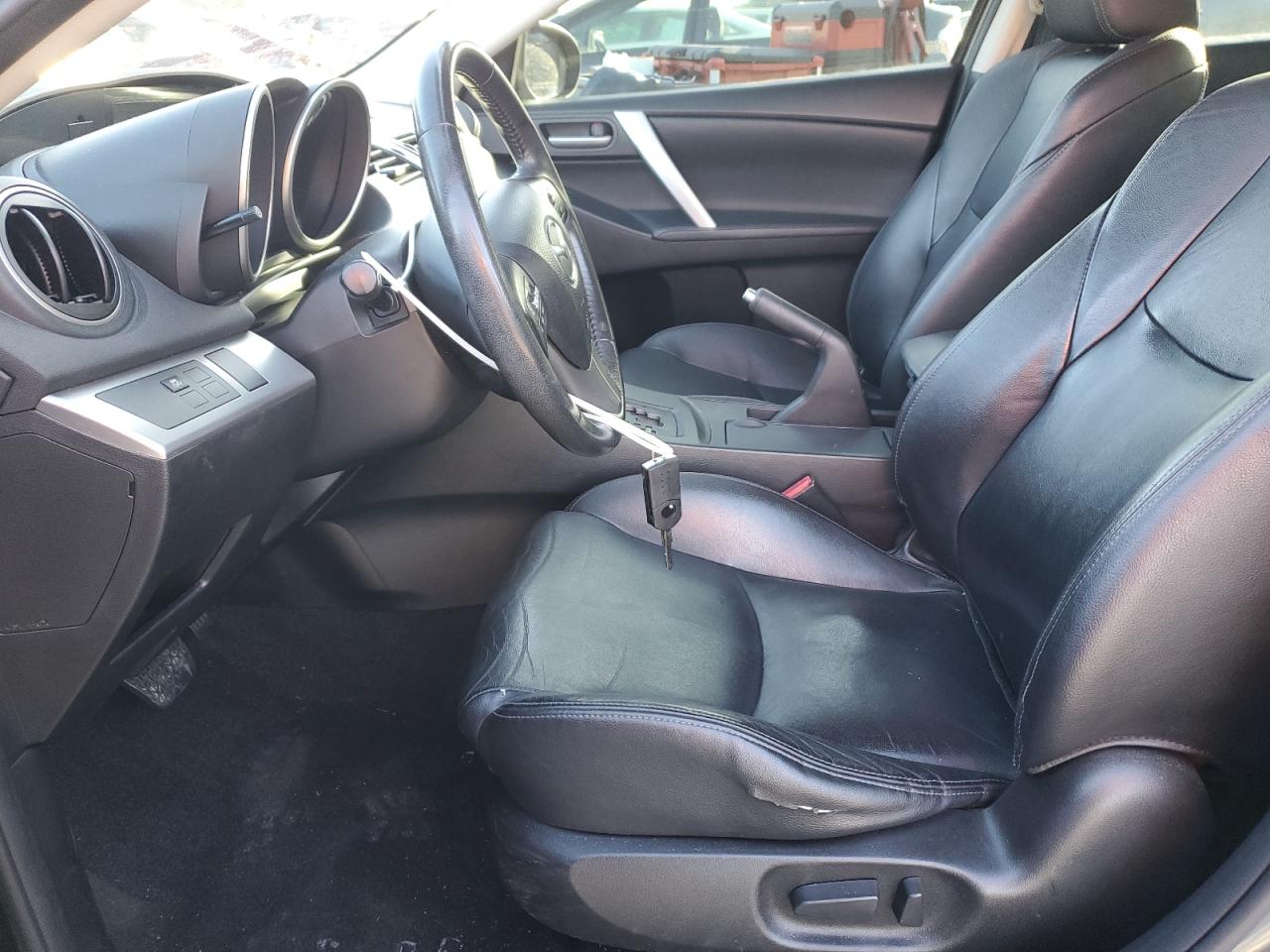 2012 Mazda 3 - Image 7