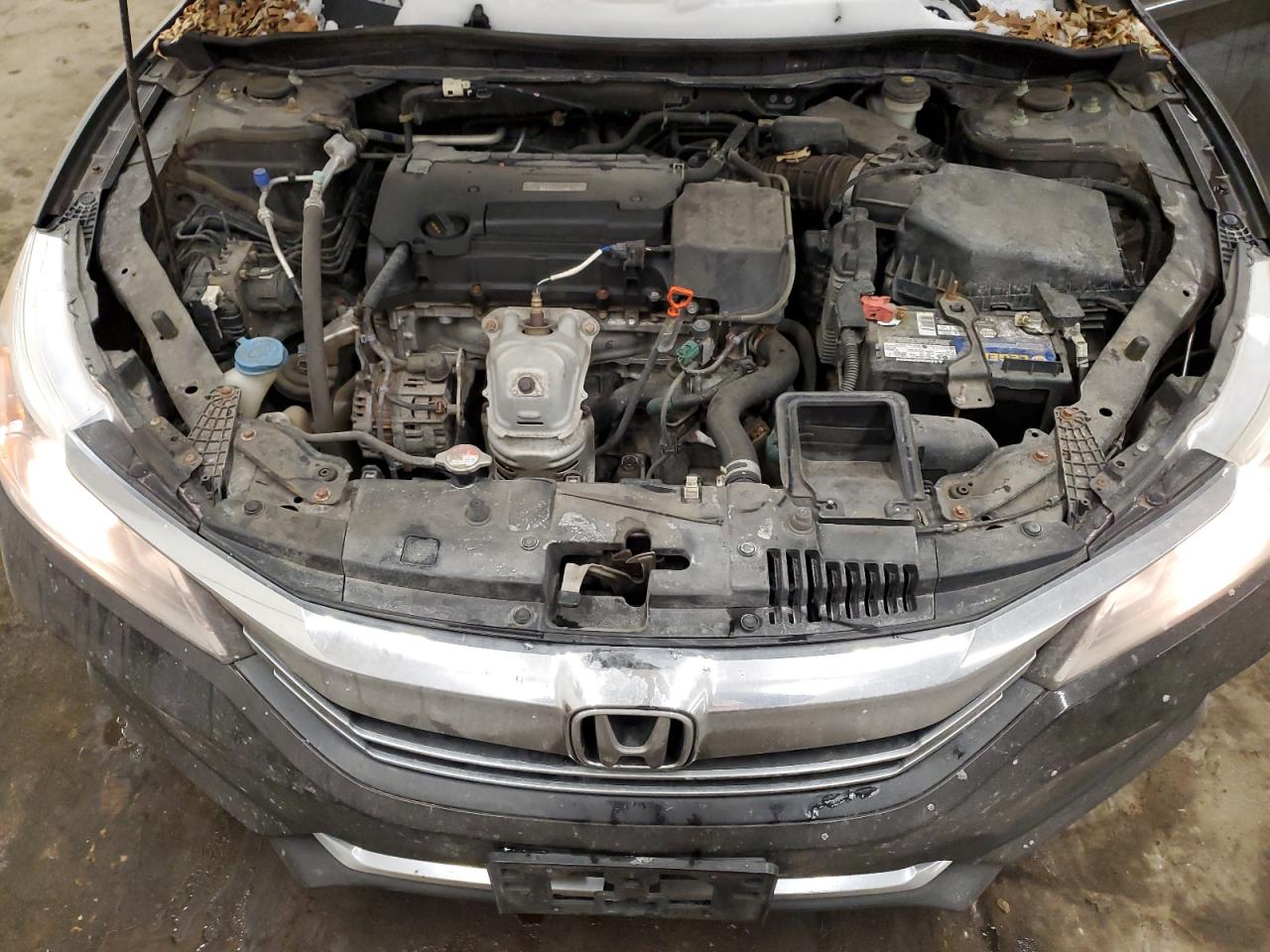 2017 Honda Accord - Image 11