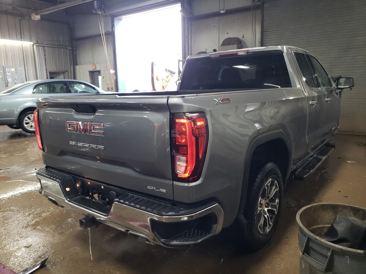 2020 GMC Sierra - Image 3