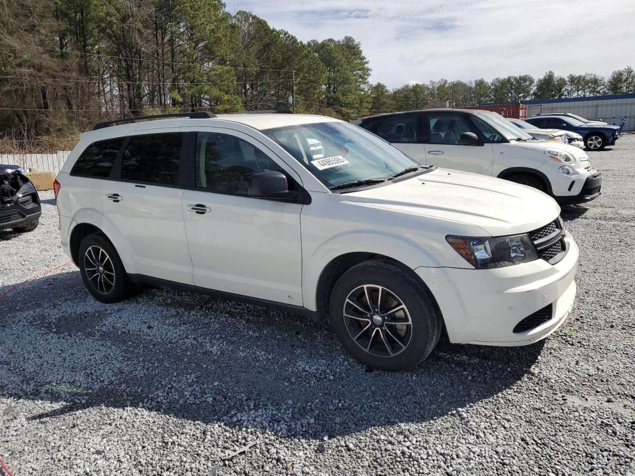 2017 Dodge Journey - Image 4