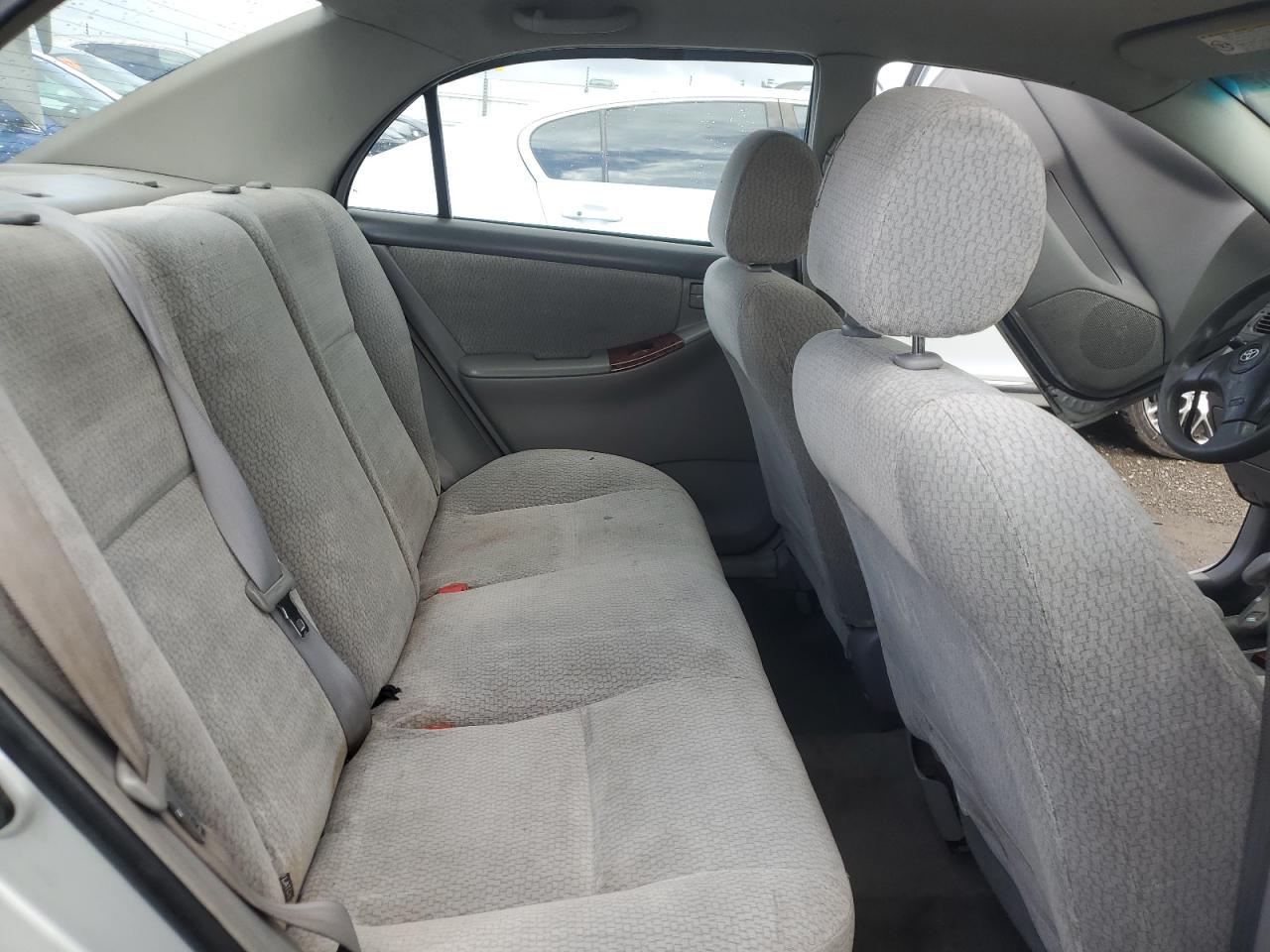 2004 Toyota Corolla - Image 10