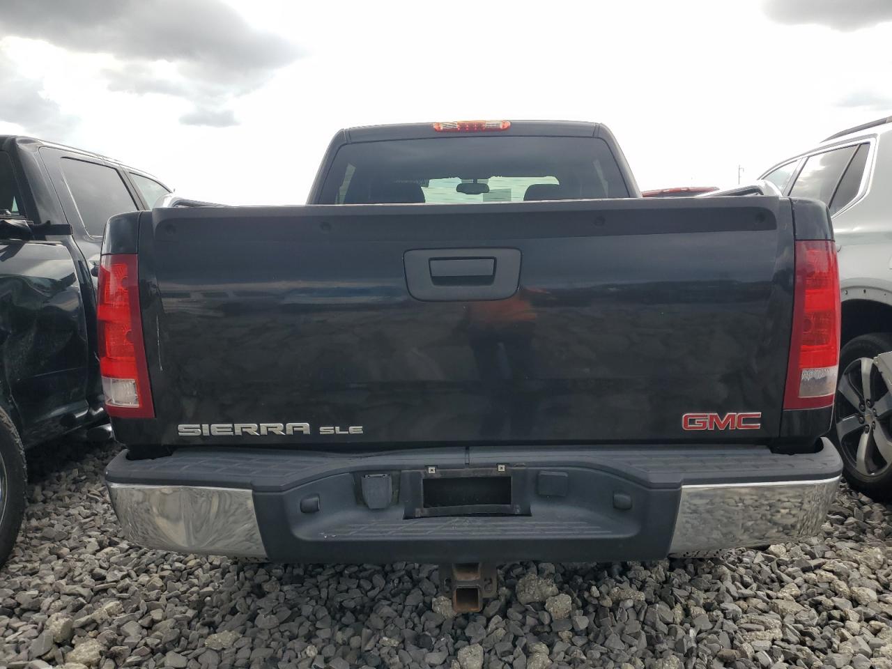 2008 GMC Sierra - Image 6