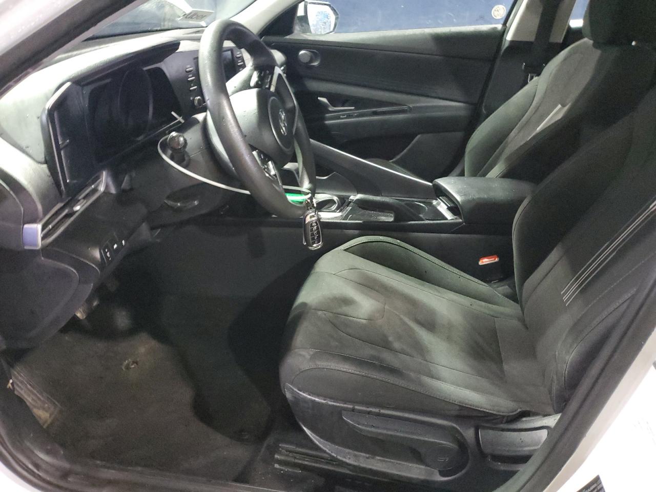 2021 Hyundai Elantra - Image 7