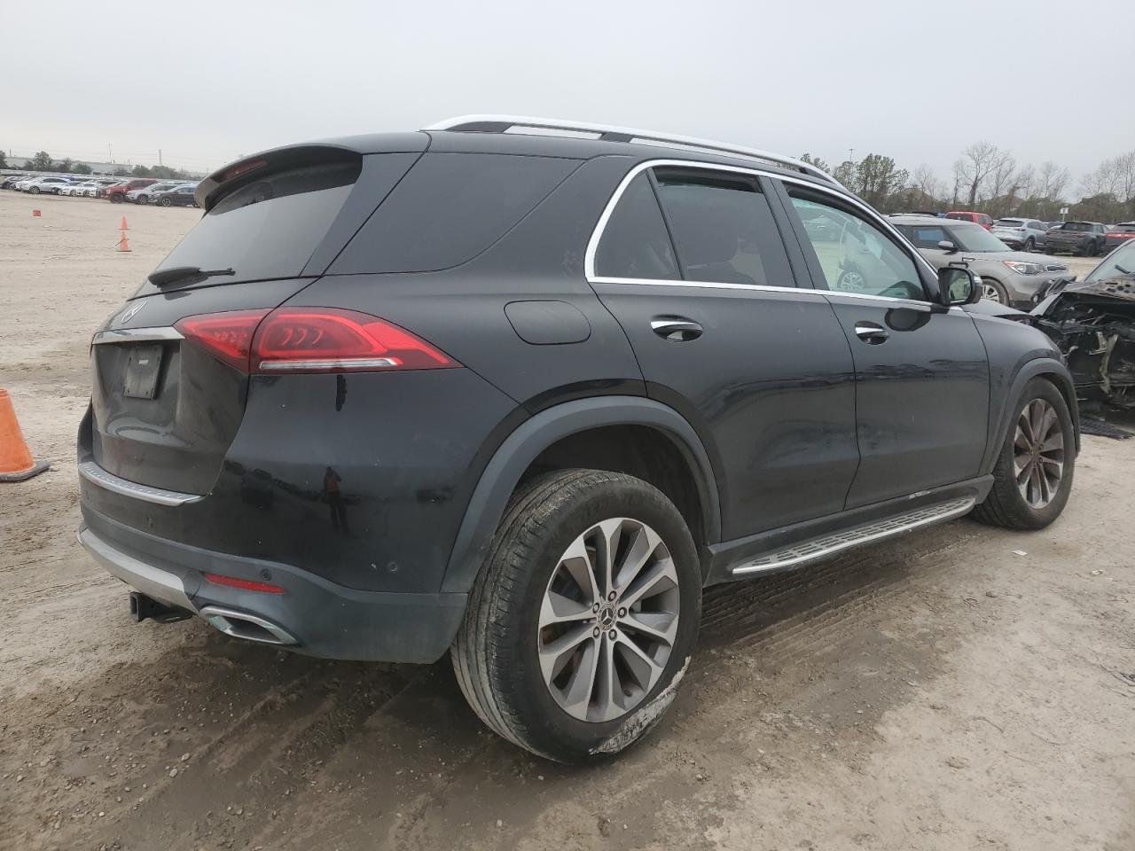 2020 Mercedes-Benz GLE - Image 3