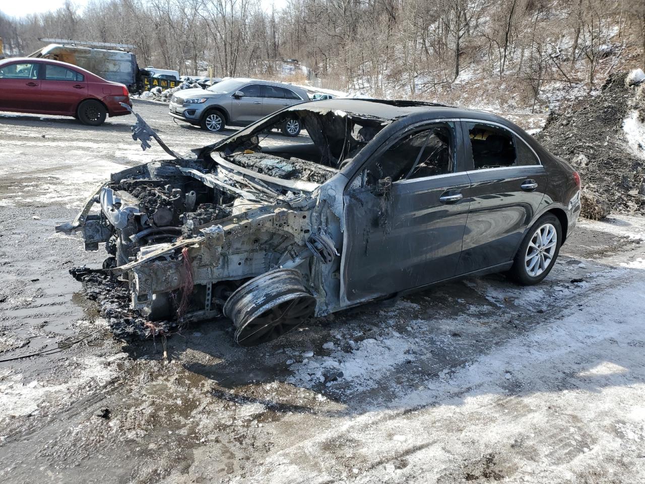2020 Mercedes-Benz A 220 4Matic продається в Marlboro, NY - Burn