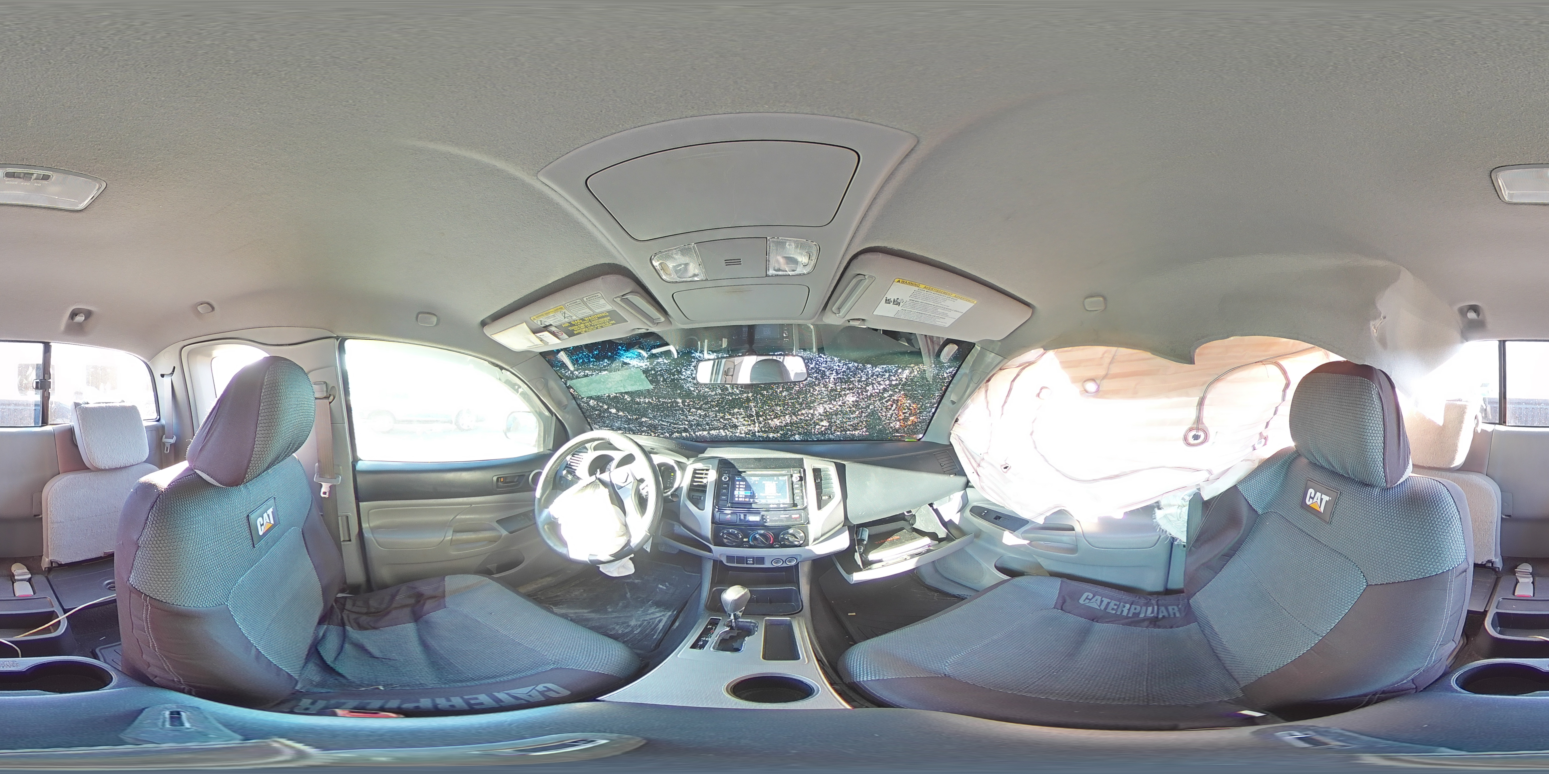 2014 Toyota Tacoma - Image 13
