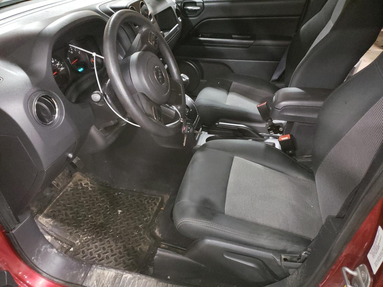 2012 Jeep Compass - Image 7
