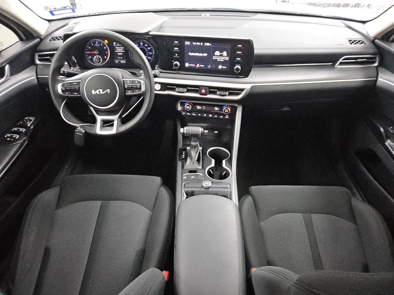 2022 Kia K5 - Image 8