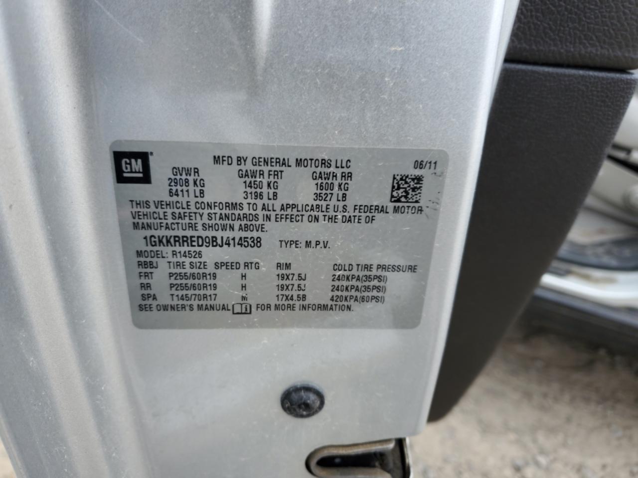 2011 GMC Acadia - Image 14