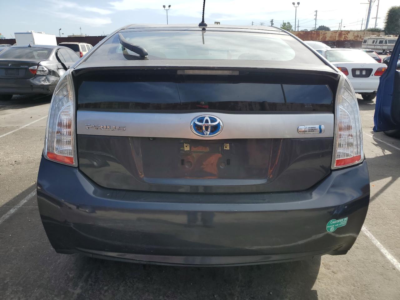 2014 Toyota Prius - Image 6