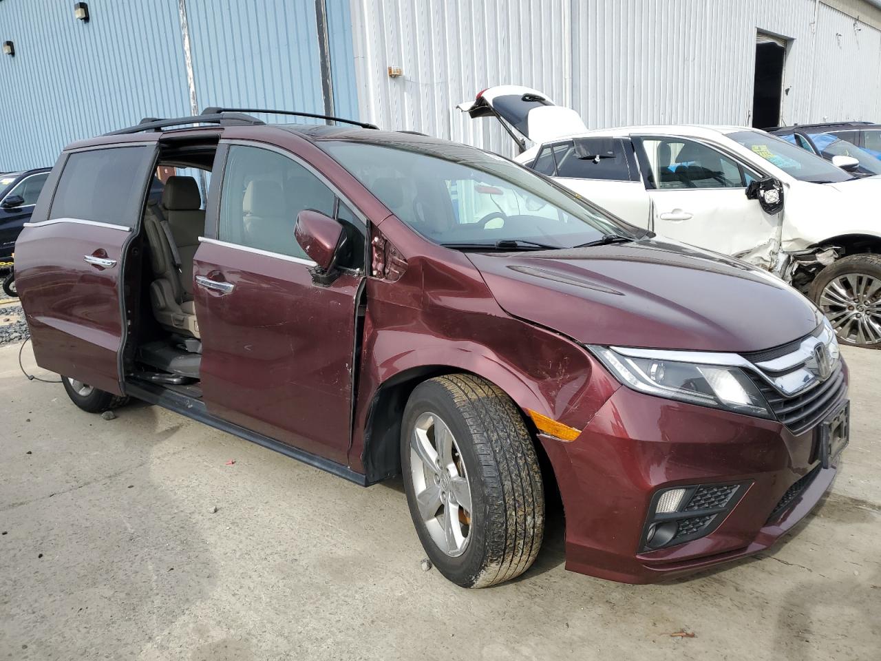 2018 Honda Odyssey - Image 4