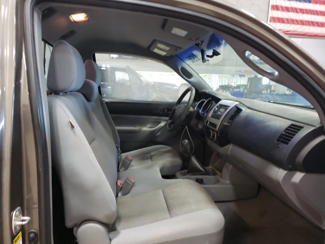 2009 Toyota Tacoma - Image 10