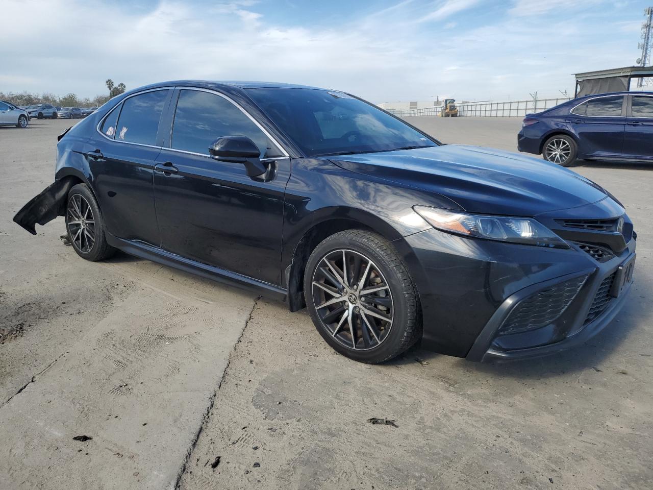 2021 Toyota Camry - Image 4