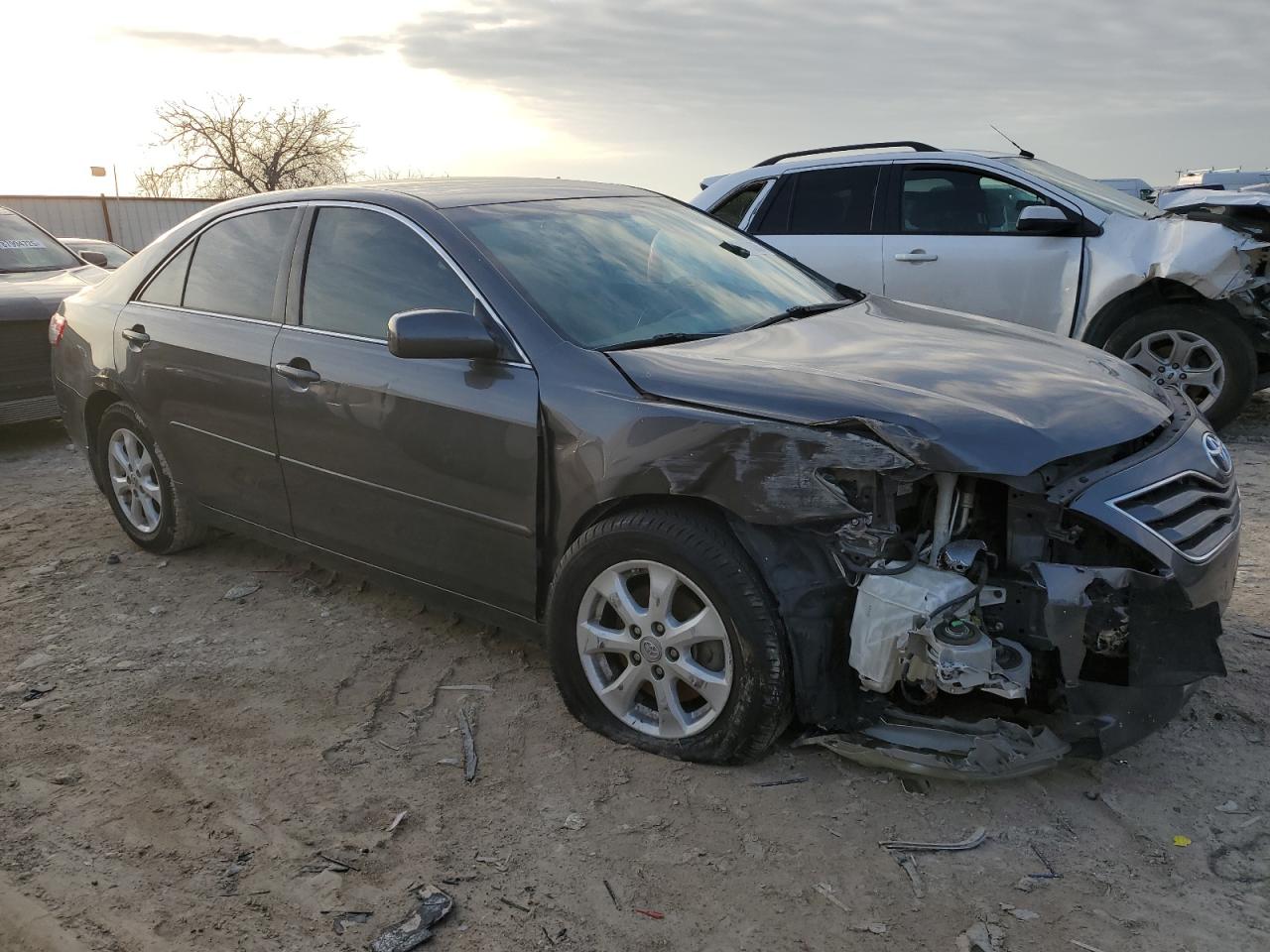 2011 Toyota Camry - Image 4