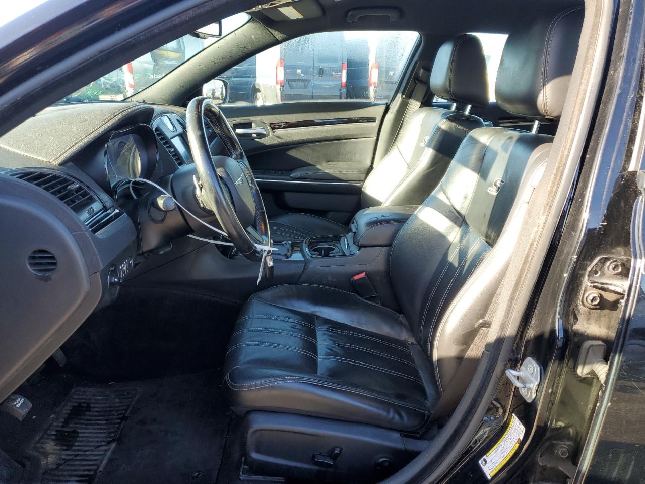 2018 Chrysler 300 - Image 7
