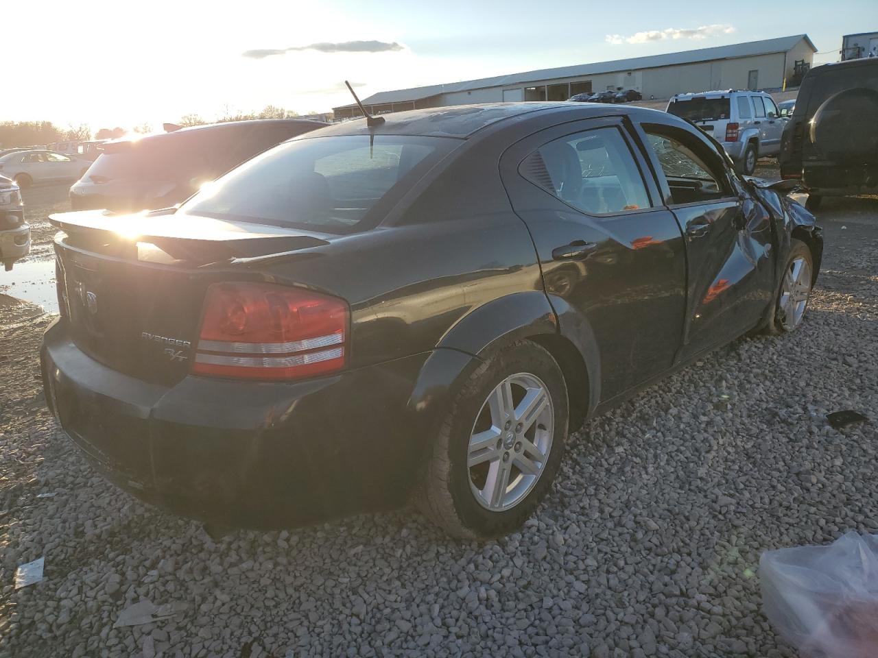 2010 Dodge Avenger - Image 3