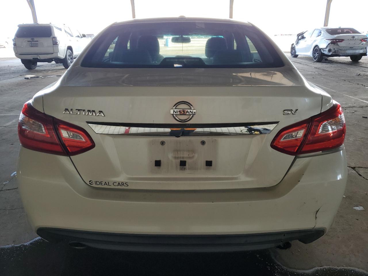 2016 Nissan Altima - Image 6