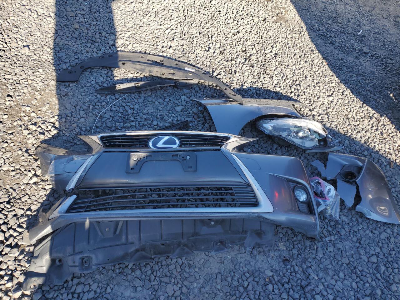 2015 Lexus CT - Image 12