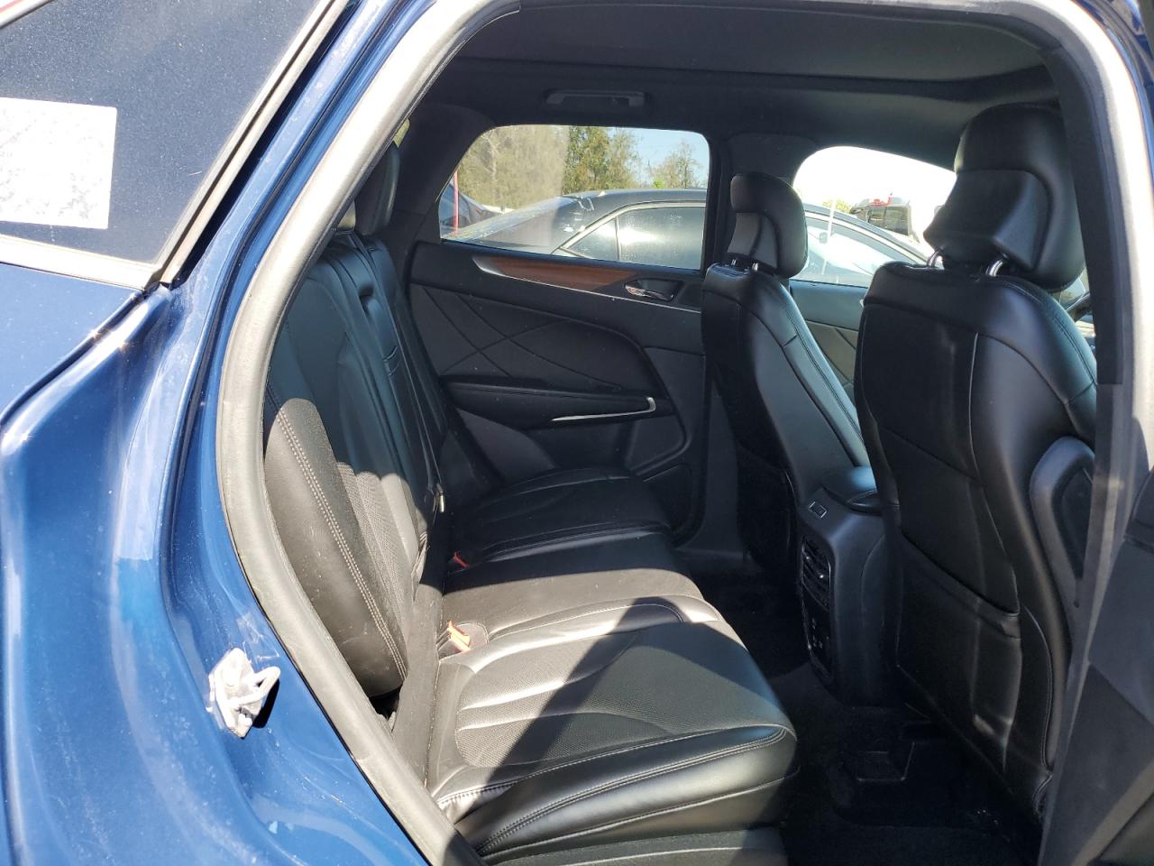 2019 Lincoln MKC - Image 11