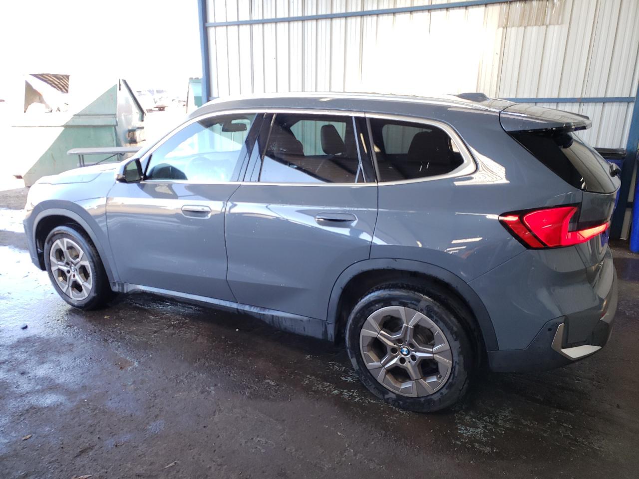 2023 BMW X1 - Image 2