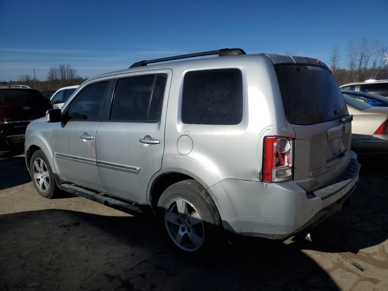 2014 Honda Pilot - Image 2