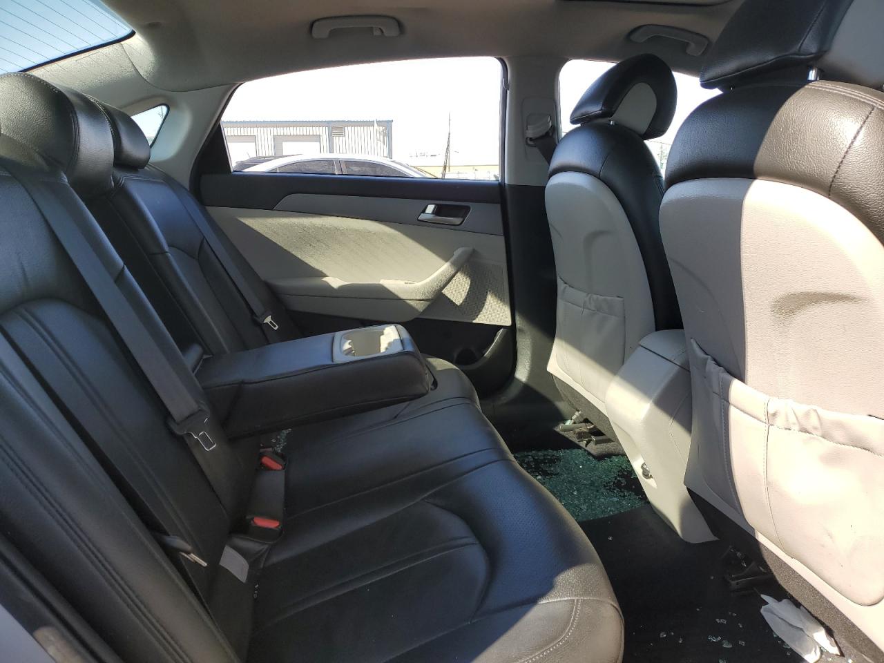 2016 Hyundai Sonata - Image 10