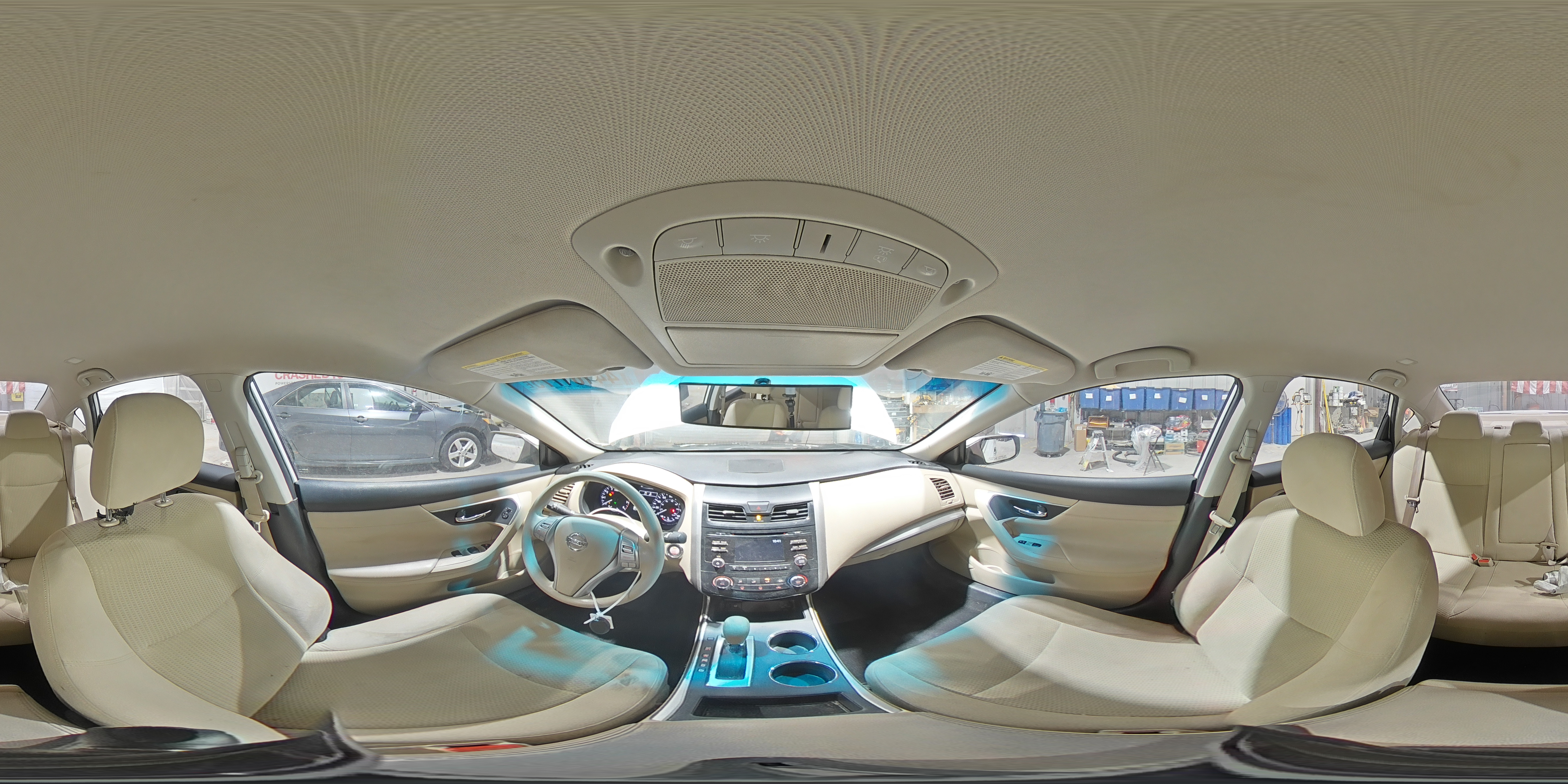 2015 Nissan Altima - Image 12