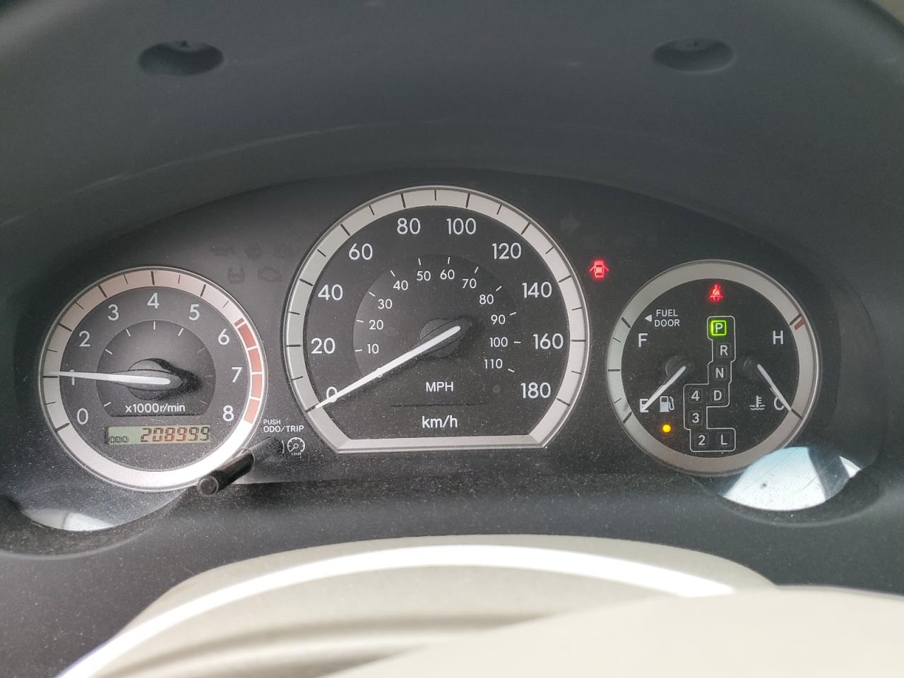 2004 Toyota Sienna - Image 9