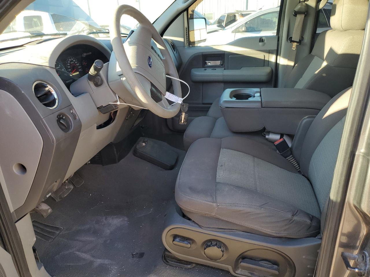 2006 Ford F-150 - Image 7
